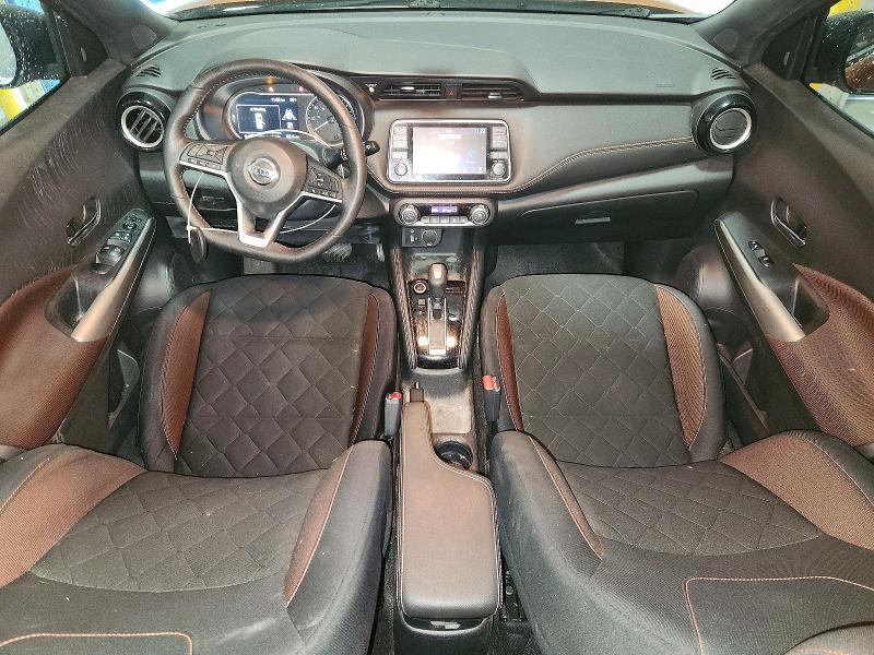 2020 Nissan Kicks sr
