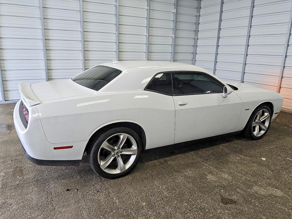 2018 Dodge Challenger r