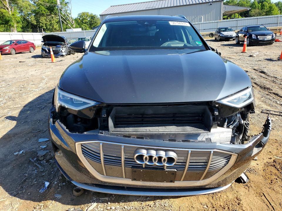 2019 Audi E-tron Prestige