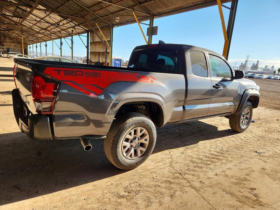 2023 Toyota Tacoma sr