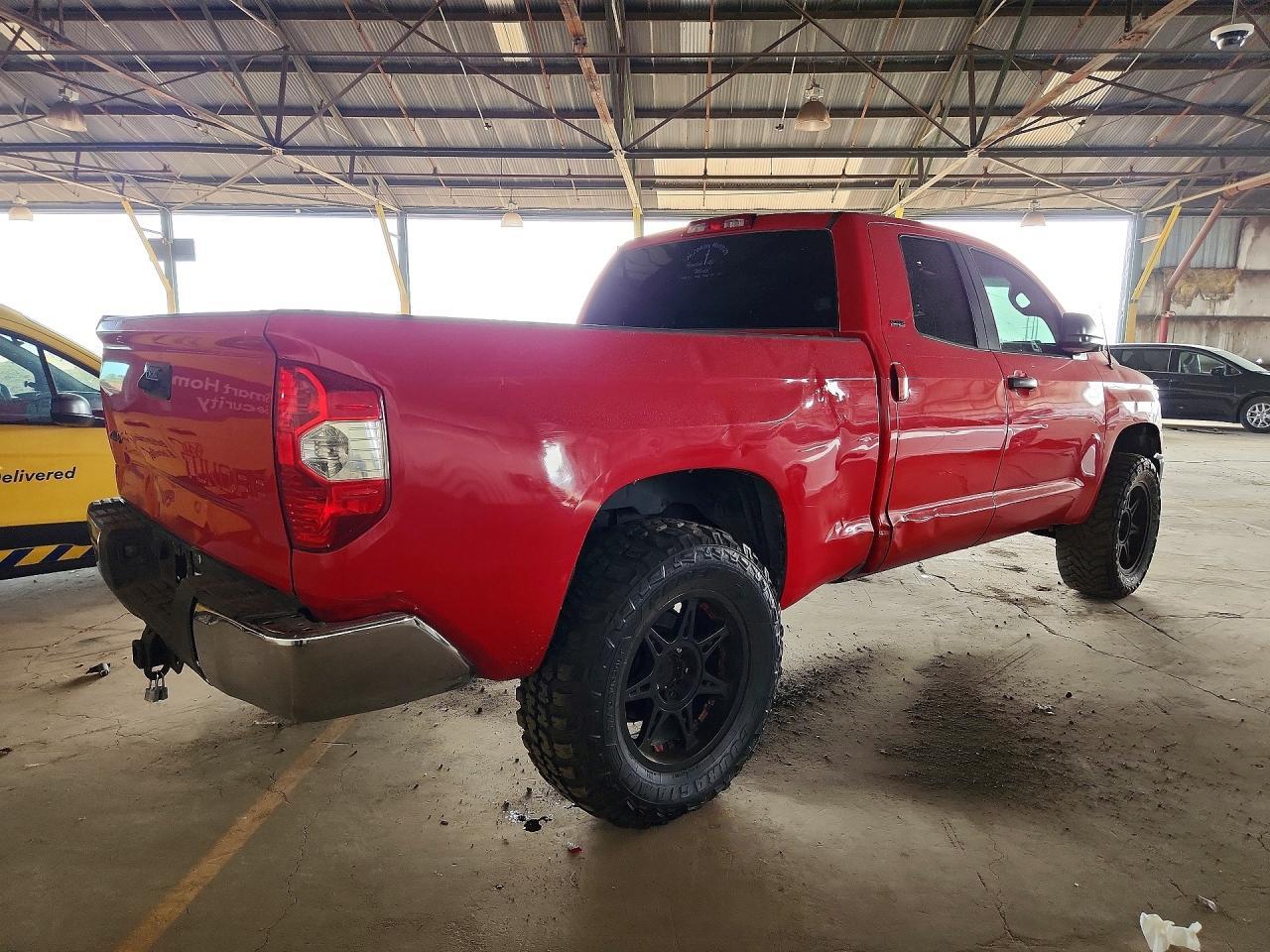 2014 Toyota Tundra SR5