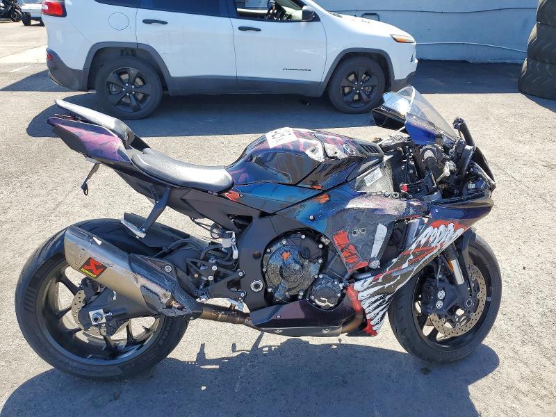 2024 Yamaha YZFR1