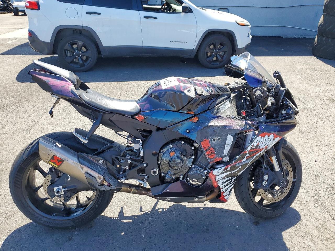 2024 Yamaha YZFR1