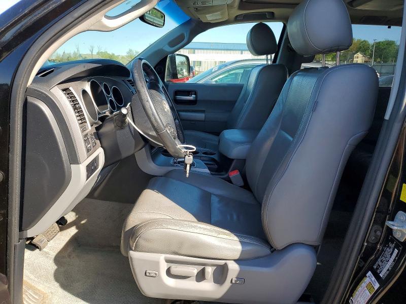 2010 Toyt Sequoia li