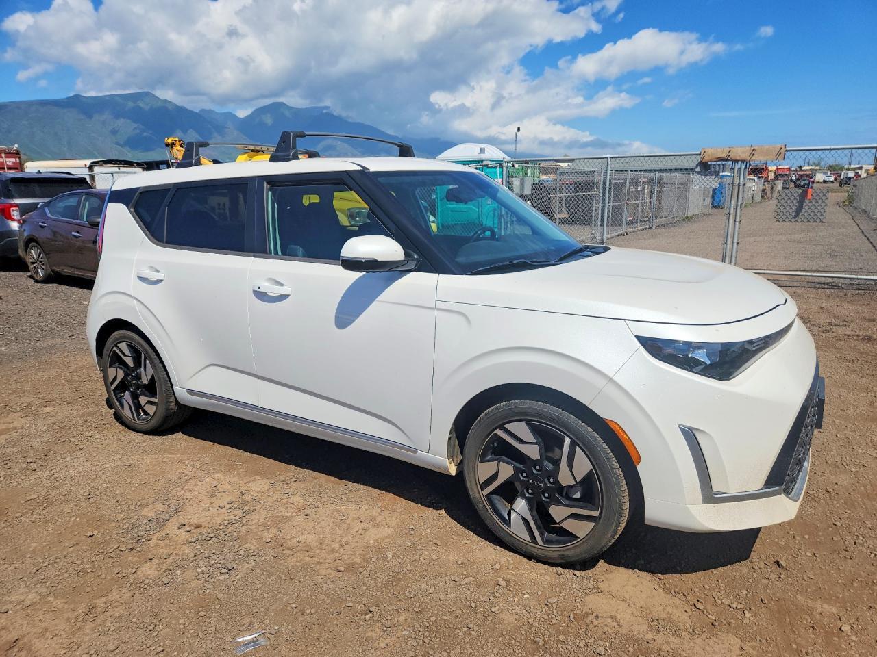 2023 KIA Soul Gt-line