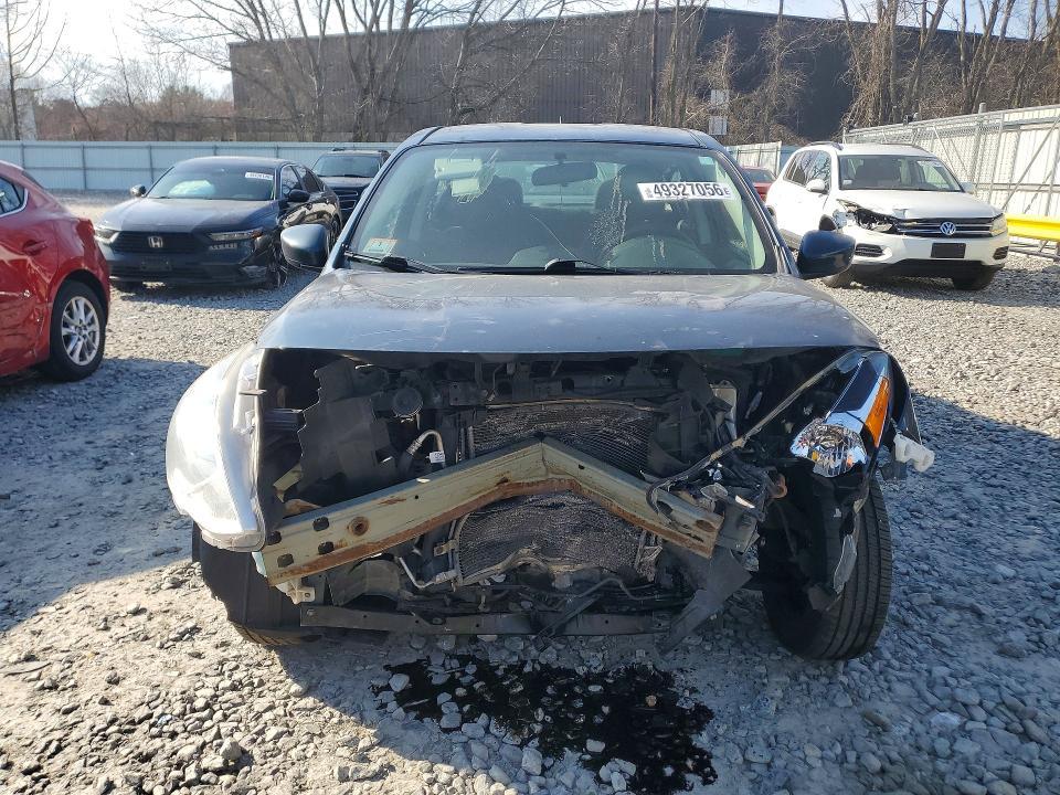 2016 Nissan Versa 1.6 sv