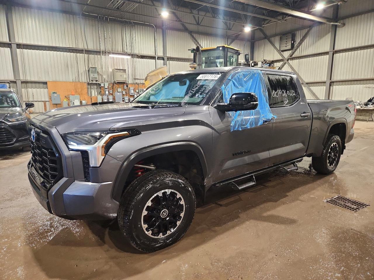 2024 Toyota Tundra Limited HV