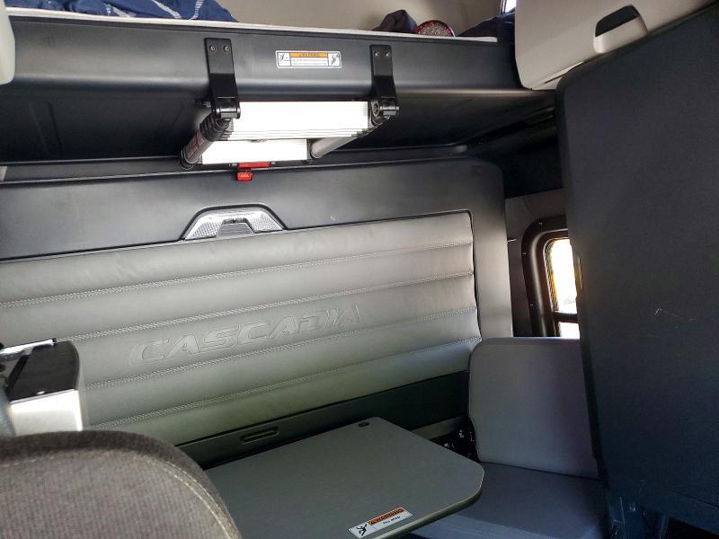 2022 Freigliner 2022 Freightliner Cascadia 126 Semi Truck