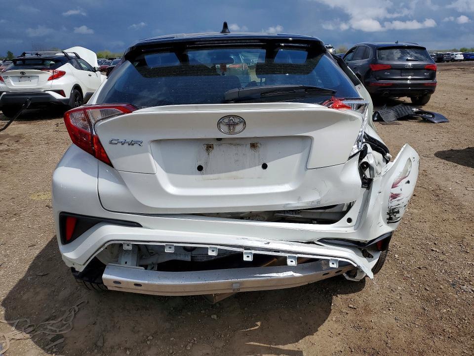 2020 Toyota C-hr xle