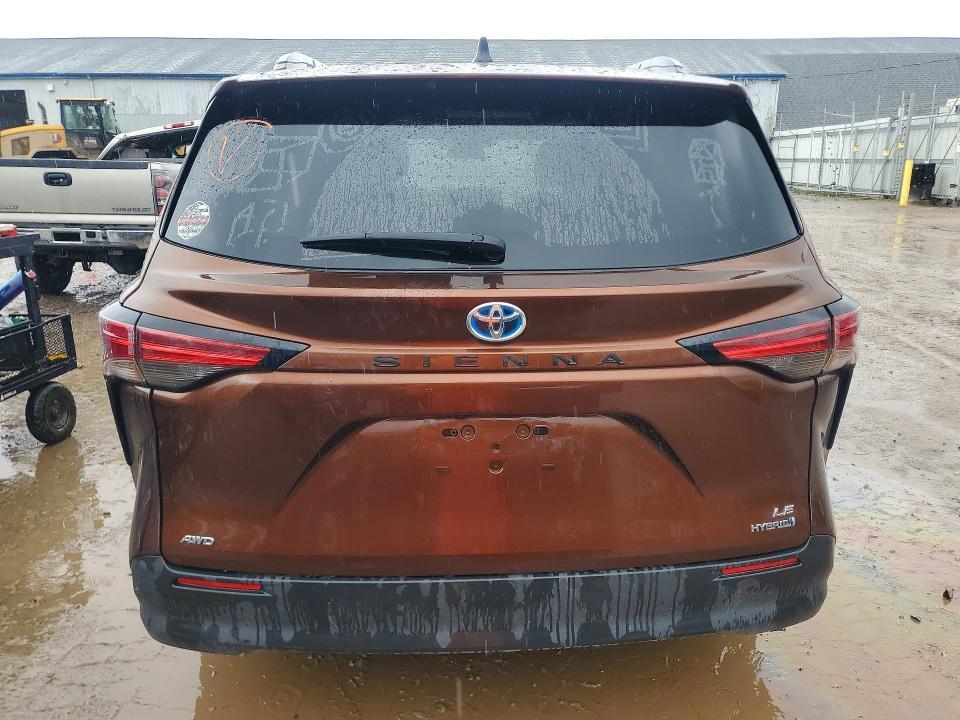 2022 Toyota Sienna le
