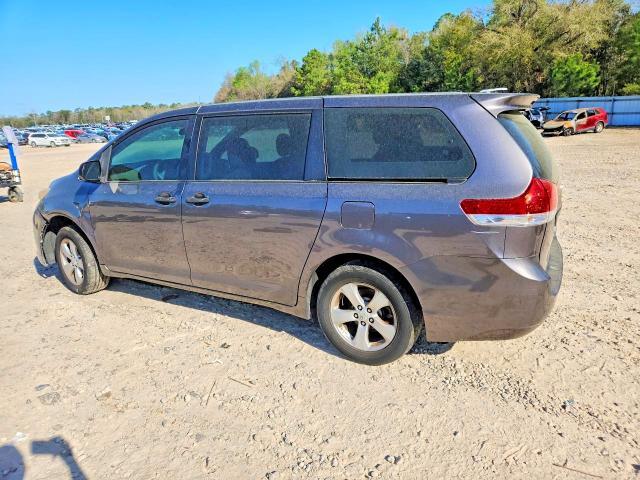 2011 Toyota Sienna Base