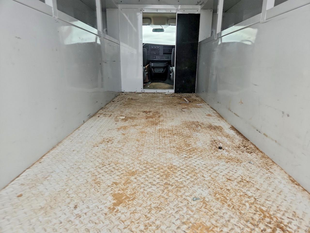 2023 GMC Savana Delivery Van
