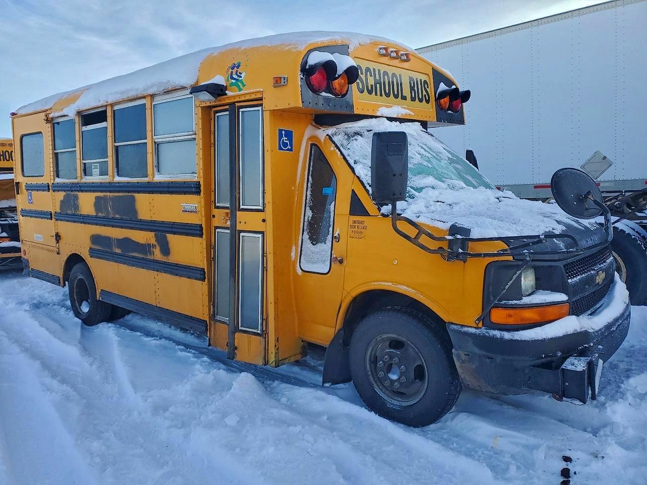 2010 Chevrolet Express Cutaway G4500