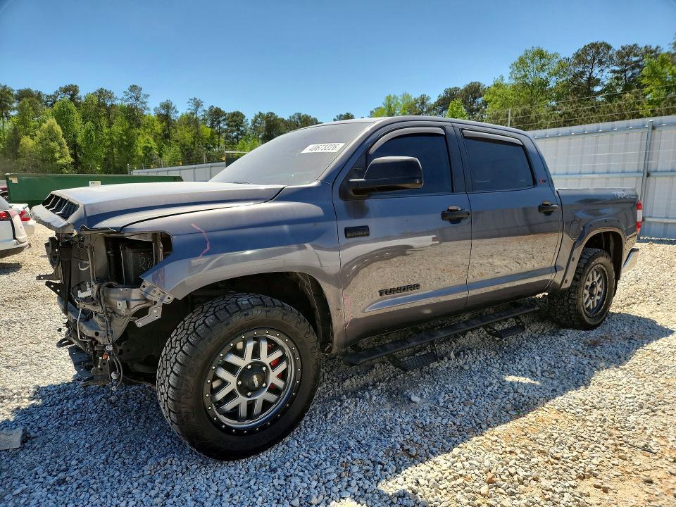 2018 Toyota Tundra SR5
