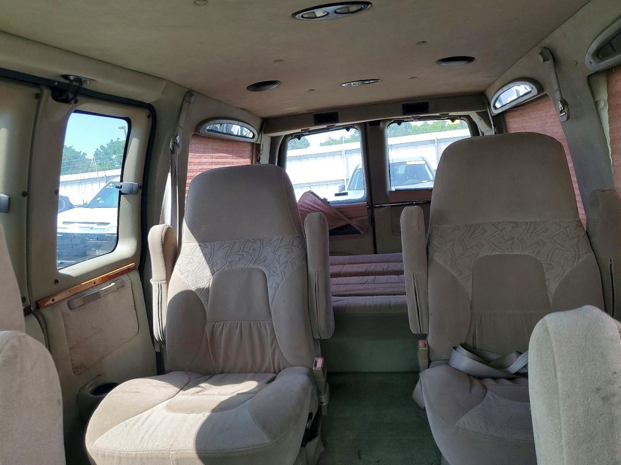 2002 GMC Van