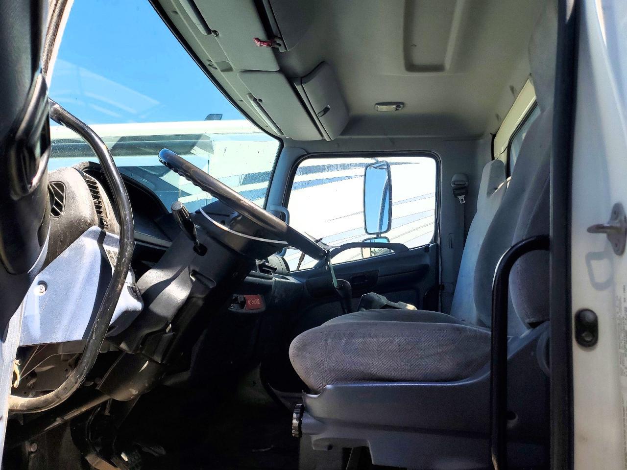 2007 Hino 268 Flatbed Truck
