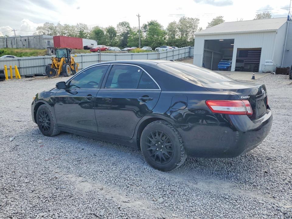 2011 Toyota Camry le