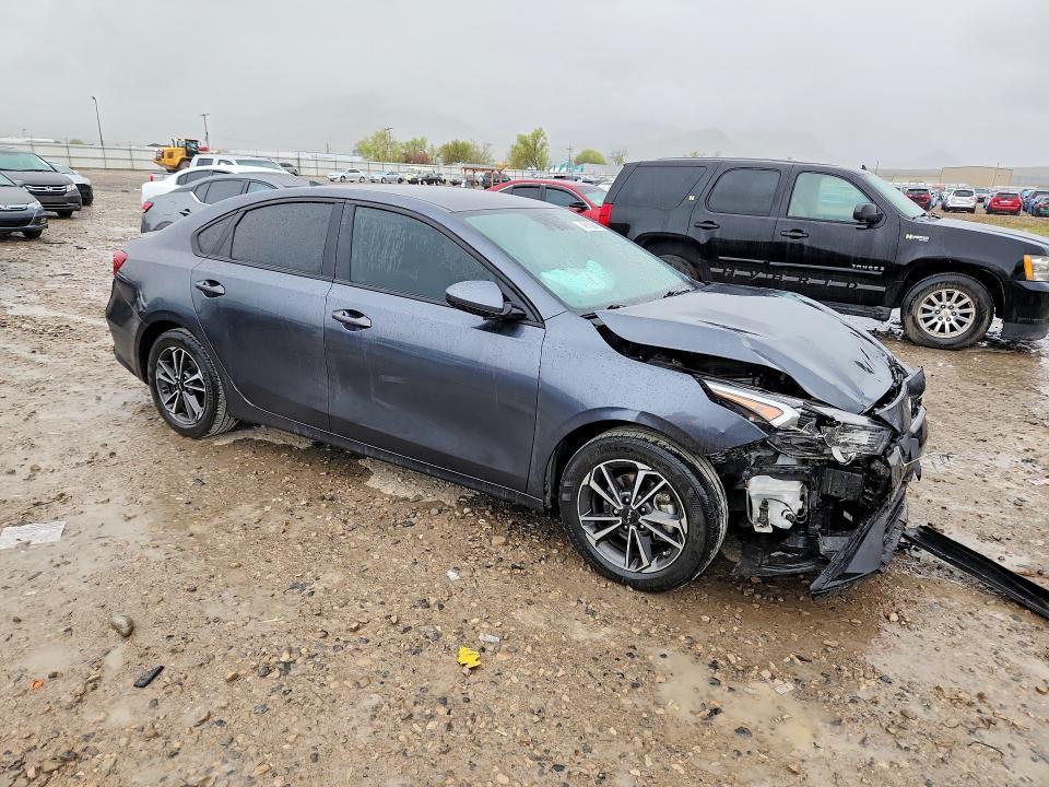 2022 KIA Forte lxs
