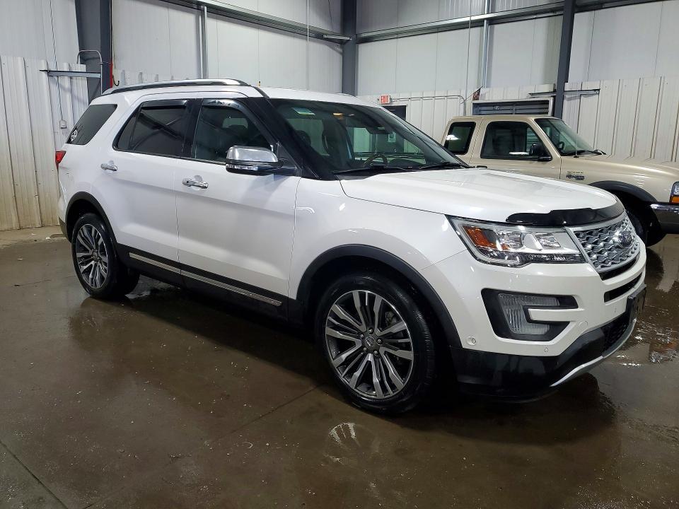 2017 Ford Explorer Platinum