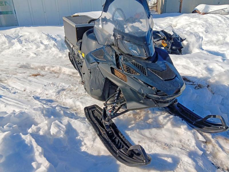 2019 Skidoo 2009 SKI-DOO 000MF9B