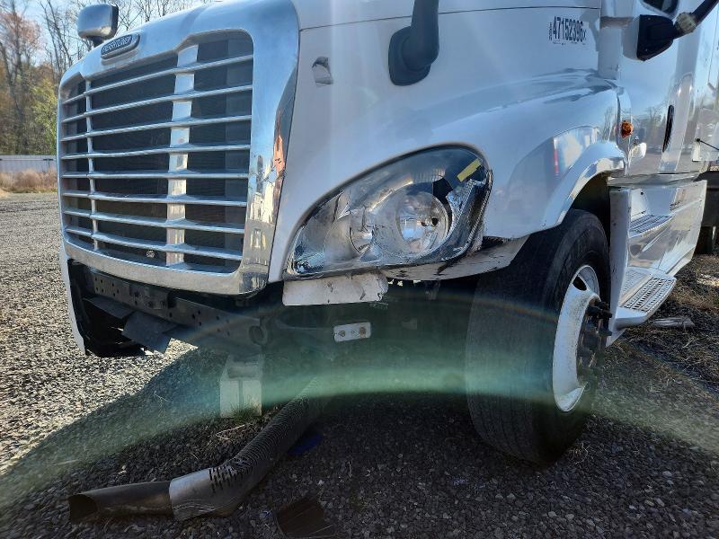 2018 Freigliner Cascadia 125