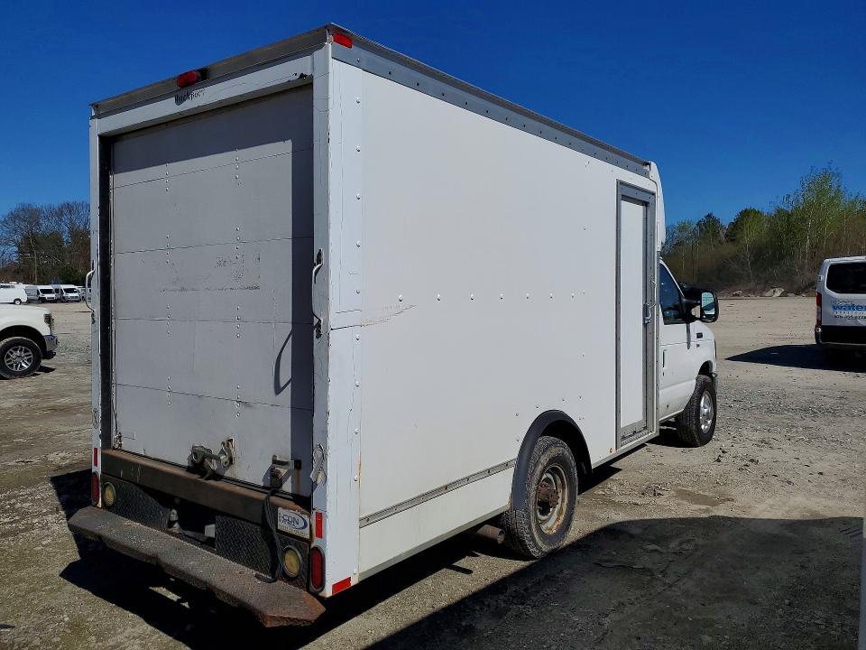 2010 Ford E350 Delivery Truck