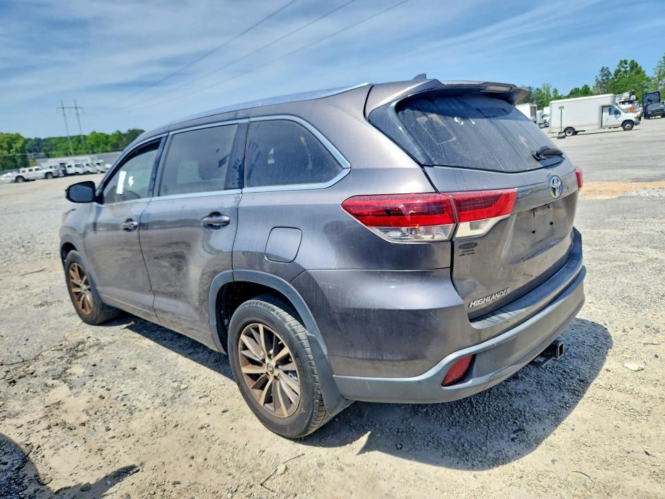 2018 Toyota Highlander xle