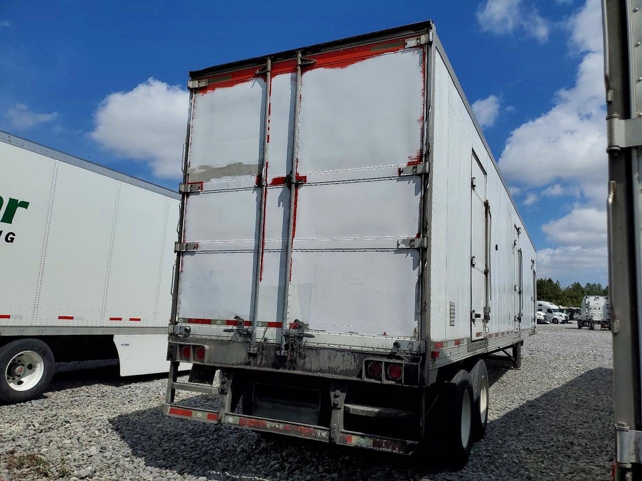 2014 Utility VS2RA Refrigerated Van Trailer