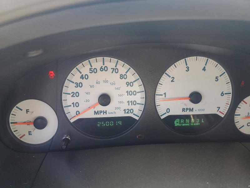 2005 Dodge Grand Caravan sxt