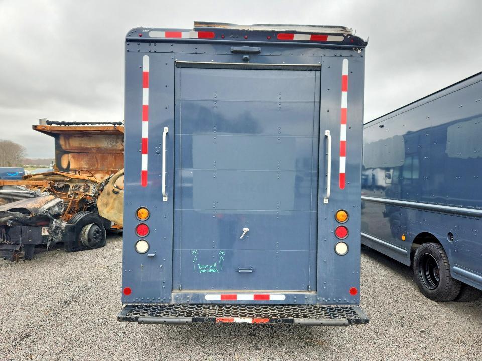 2020 Freigliner 2020 Freightliner MT45G Chassis Delivery Truck