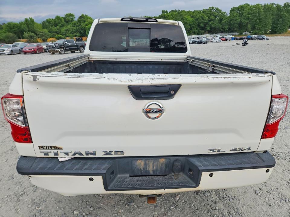 2016 Nissan Titan XD SL