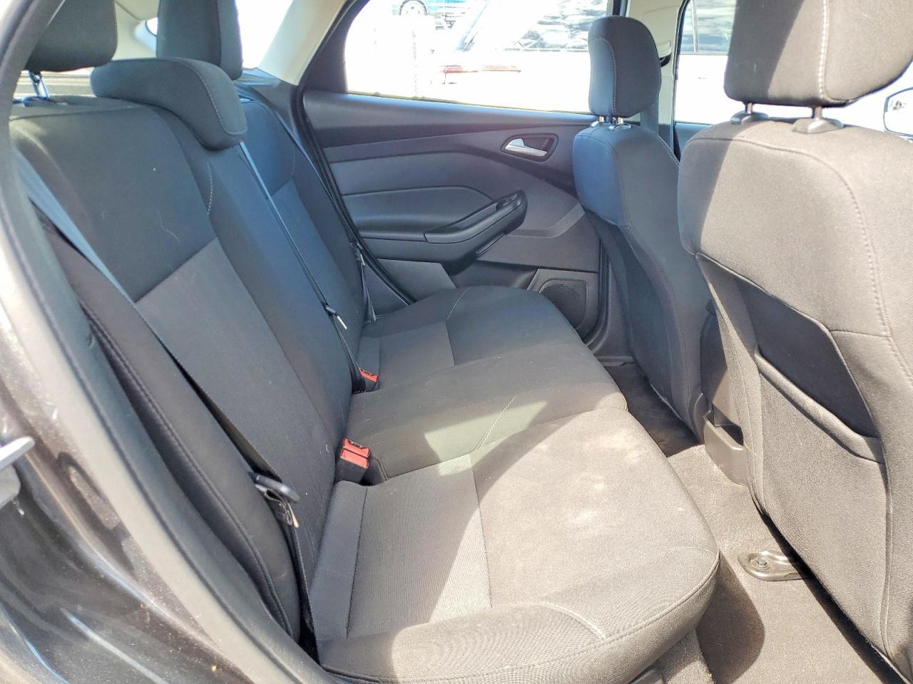 2018 Ford Focus se