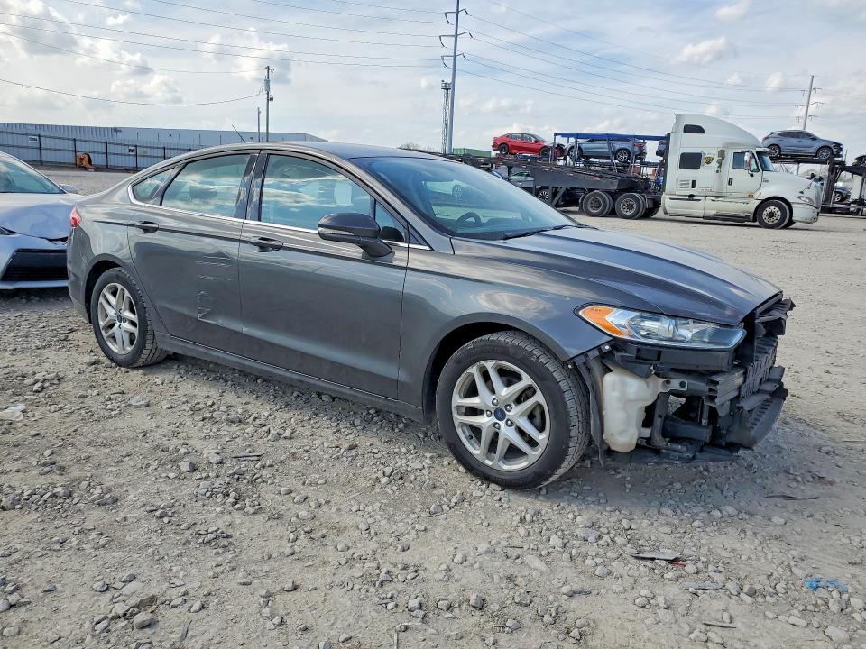 2016 Ford Fusion se