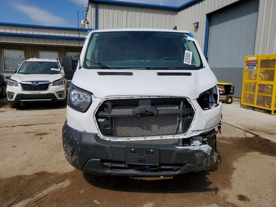 2025 Ford Transit T-150