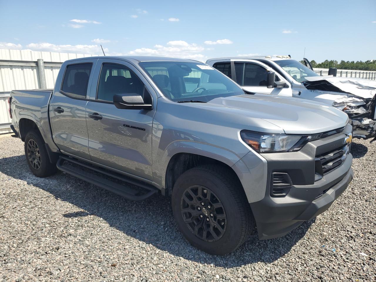 2025 Chev Colorado