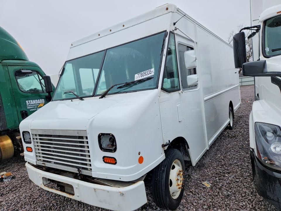 2015 Ford F59 Delivery Truck