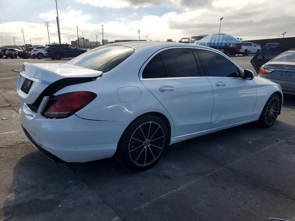 2021 Mercedes-Benz C300