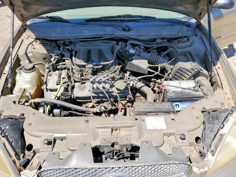 2006 Ford Taurus se