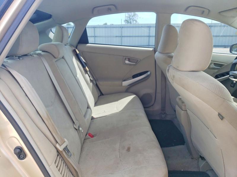 2010 Toyota Prius ii