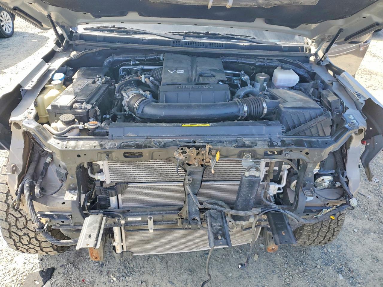 2023 Niss Frontier PRO-4X