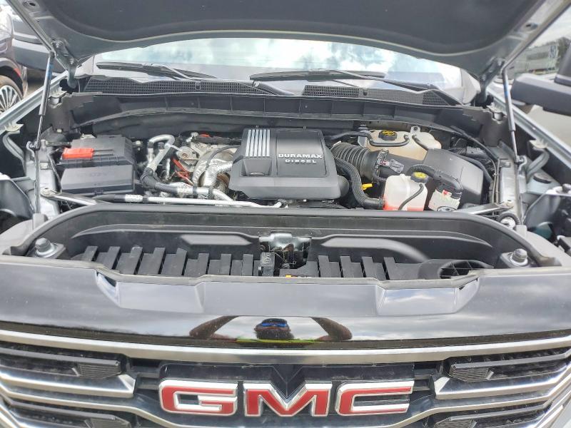 2025 GMC Sierra K1500 AT4