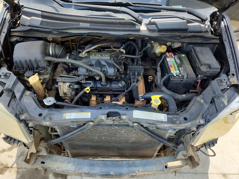 2010 Chrysler Town & Country lx