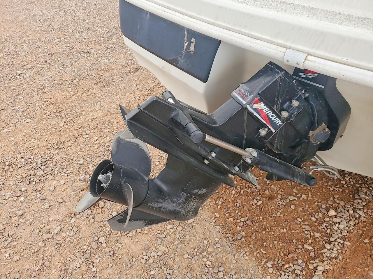 2002 Runabout Boat-Boat