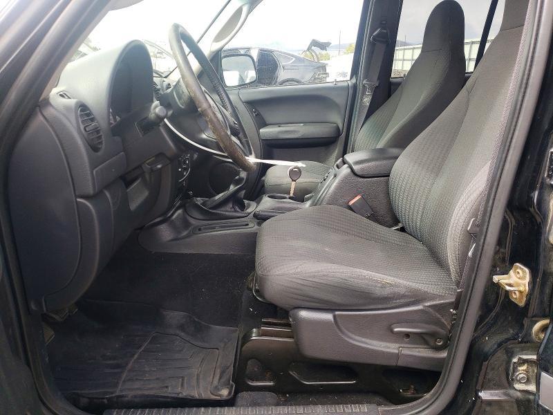 2004 Jeep Liberty sp