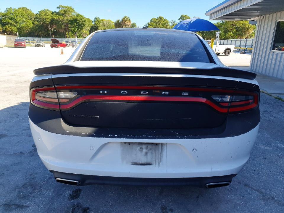 2015 Dodge Charger se