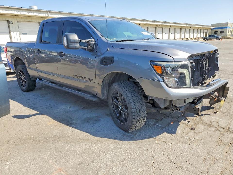 2019 Nissan Titan XD SL