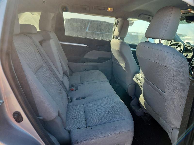 2019 Toyota Highlander le