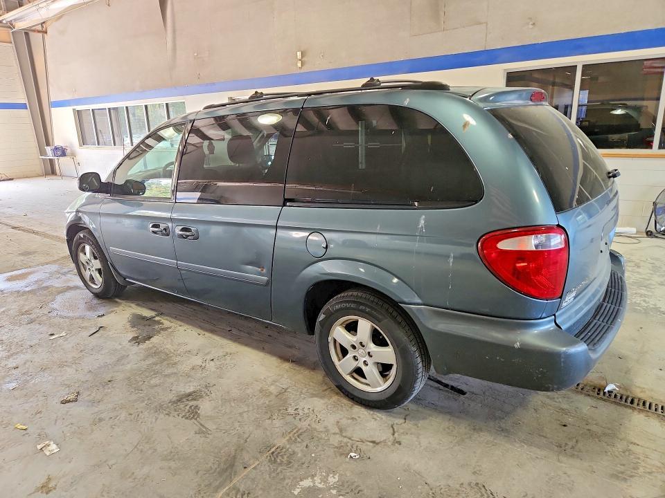 2005 Dodge Grand Caravan sxt