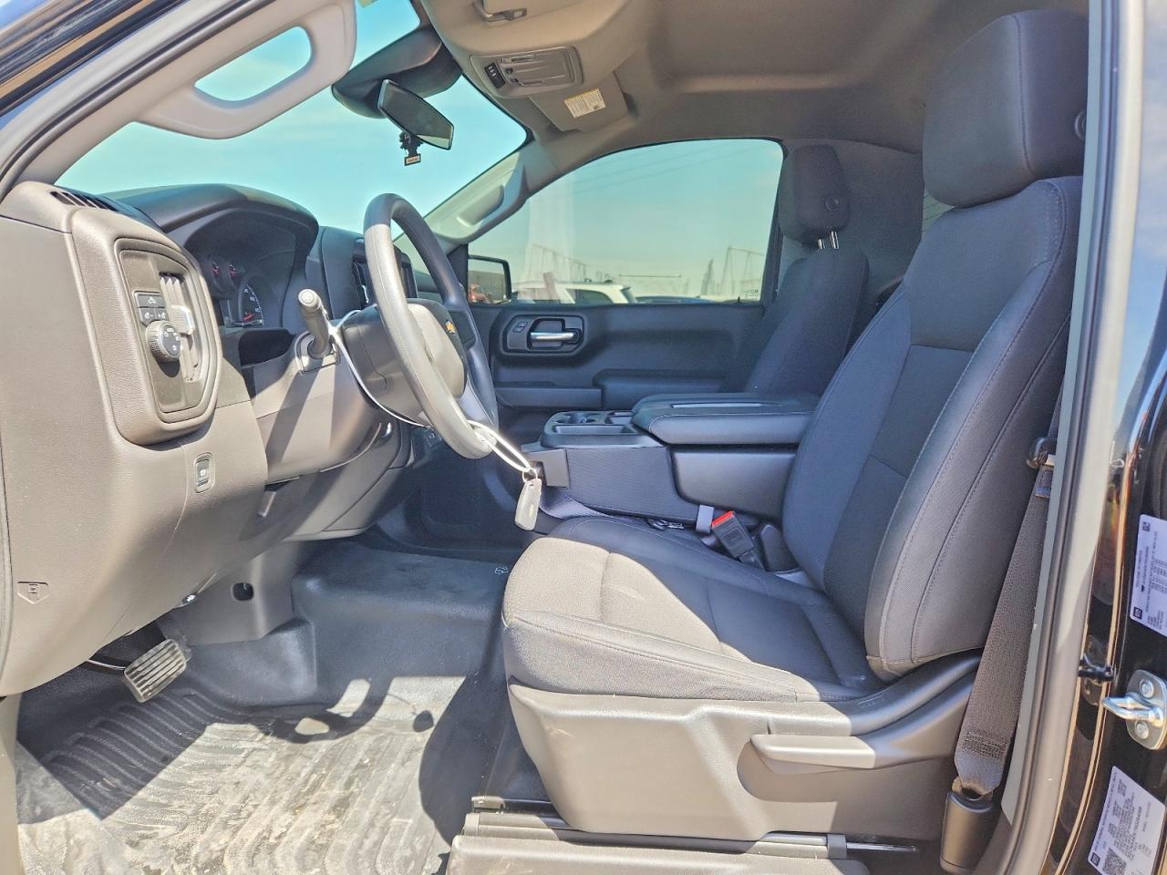 2025 Chevrolet Silverado C1500