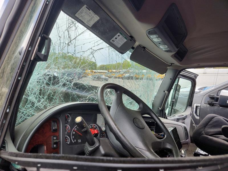 2017 Freightliner M2 106 Medium Duty